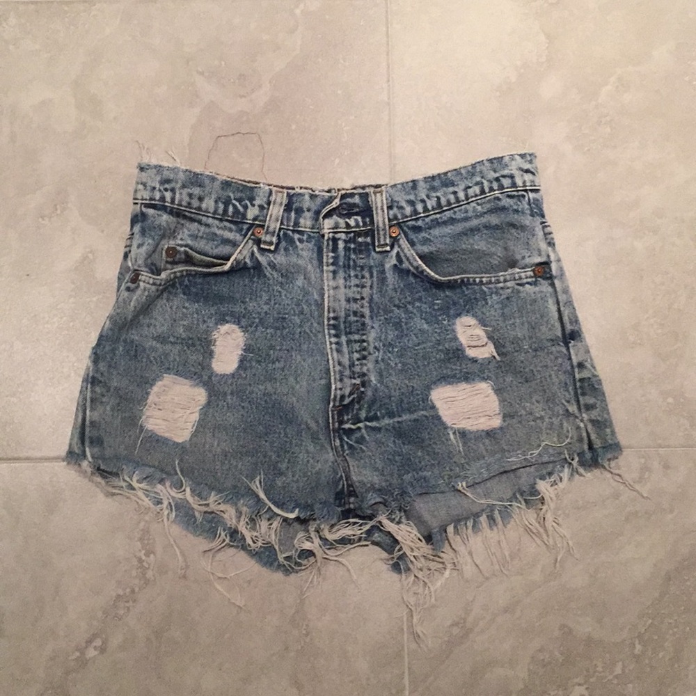 High Waisted Levi Jean Shorts